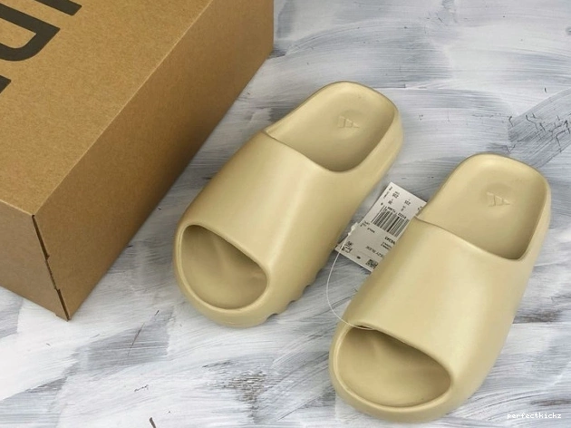 Slide Bone Adidas FW6345 Yeezy 0810